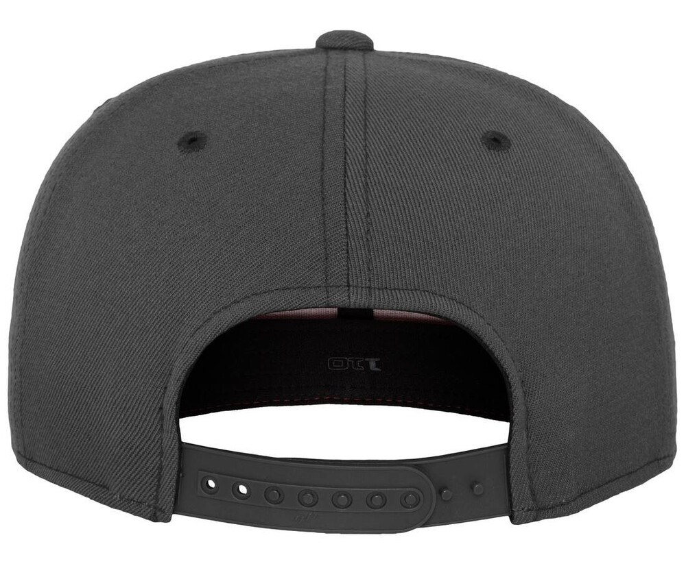 Flexfit FX110 - Flat Brim Fitted Cap